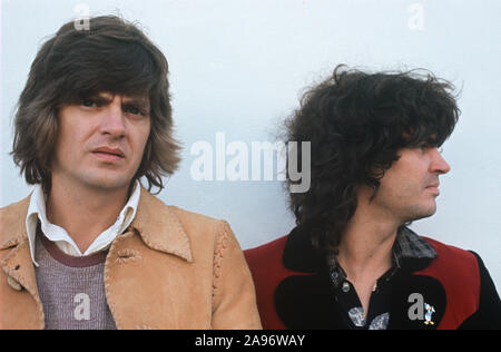 Portraits of the two Everly Brothers mid 70s American country - influenced rock and roll duo. Steel guitar playing. accoustic  with close harmony singing. Photographed in England  mid 70s. Phil is on the LHS and  Don on the RHS Stock Photo