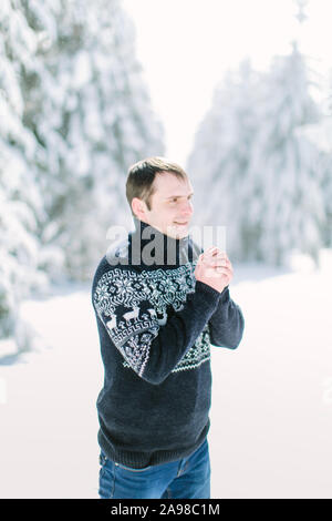 Senior Pictures in the Snow | Summit County Senior Photographer