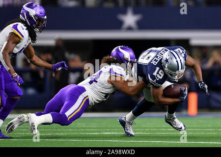 Minnesota Vikings linebacker Eric Kendricks (54) in action during the first  half of an NFL football game against the Arizona Cardinals, Sunday, Oct.  30, 2022 in Minneapolis. (AP Photo/Stacy Bengs Stock Photo - Alamy