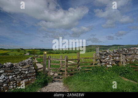 Kissing gate on the path to Janet's Foss, Malham, North Yorkshire Stock Photo