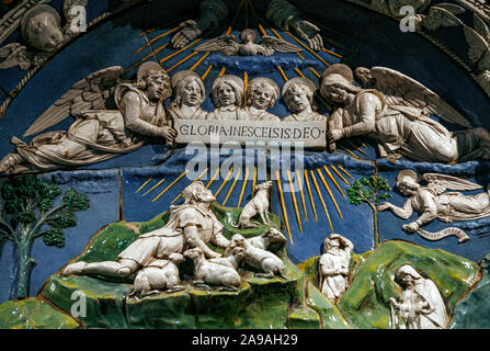 Italy Tuscany Bibbiena -  Church of San Lorenzo -  Birth of the Savior: Glazed terracotta by Andrea della Robbia - Upper detail Stock Photo