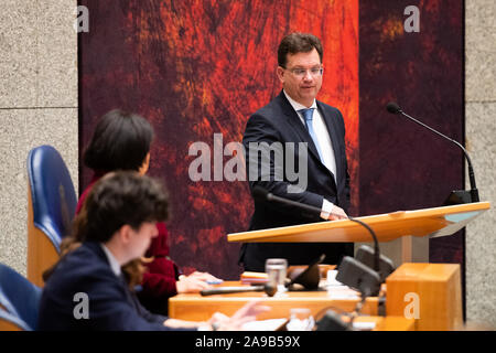 Den Haag, Netherlands. 14th Nov, 2019. DEN HAAG, 14-11-2019, Debate about stikstofcrisis in the Netherlands. CDA Member of parliament Jaco Geurts. Credit: Pro Shots/Alamy Live News Stock Photo