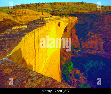 Rim of King Canyon, Watarrka National Park, Australia, Australian Red Centre Way Stock Photo