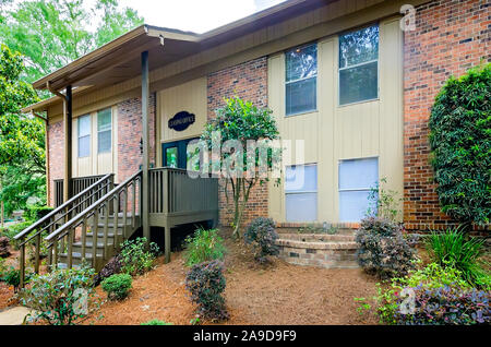 The leasing office welcomes residents to Autumn Woods apartment homes in Mobile, Alabama. Stock Photo