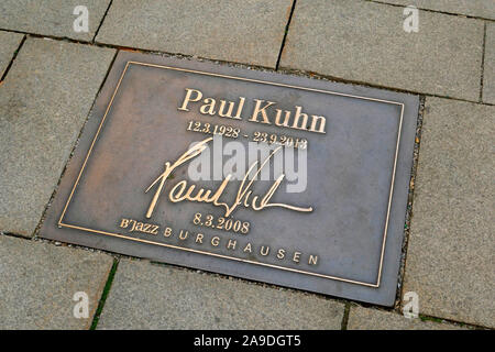 Bronze plaque in honor of Paul Kuhn, Street of Fame, Burghausen, Upper Bavaria, Bavaria, Germany Stock Photo