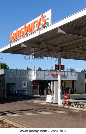 Sainsburys melksham christmas opening times