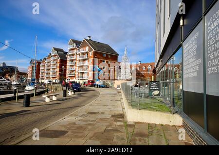 Ipswich, Suffolk, UK - 13 November 2019: Apartments at the waterfront and the University of Suffolk. Stock Photo