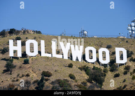 Blick auf den legendŠren Hollywood Schriftzug in den Hollywood Hills, Los Angeles, Kalifornien, USA Stock Photo