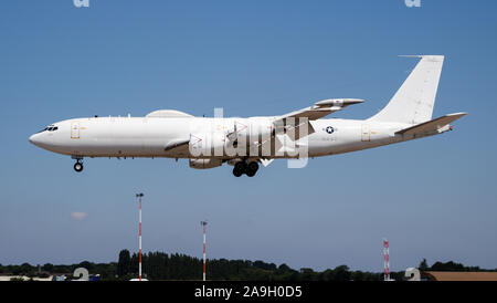 FAIRFORD / UNITED KINGDOM - JULY 11, 2018: United States Navy Boeing E-6B Mercury airborne command aircraft arrival and landing for RIAT Royal Interna Stock Photo