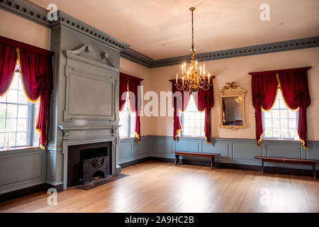 ALEXANDRIA, Virginia, United States — The elegant ballroom of Gadsby's ...