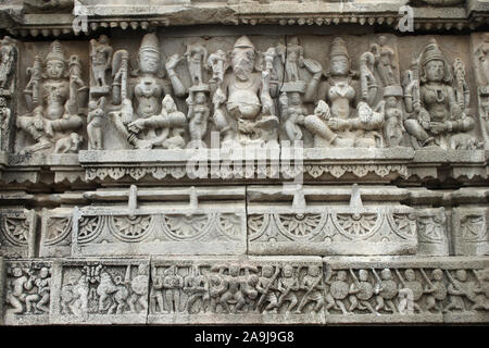 Carved sculptures on wall. Aundha Nagnath Temple, Hingoli, Maharashtra, India. Eighth of the twelve jyotirlingas in India Stock Photo