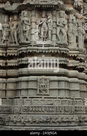 Carved sculptures on wall. Aundha Nagnath Temple, Hingoli, Maharashtra, India. Eighth of the twelve jyotirlingas in India Stock Photo