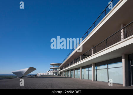 De La Warr Pavilion building, terrace and bandstand, Bexhill-on-Sea, East Sussex, England, UK Stock Photo