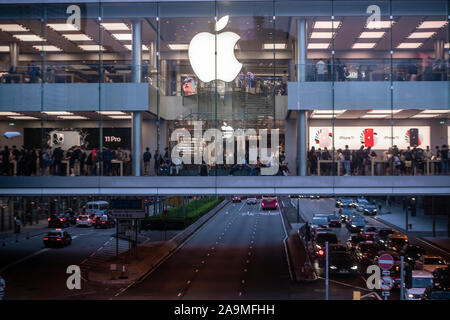 A large Apple store in the IFC Mall in Hong Kong central Stock Photo