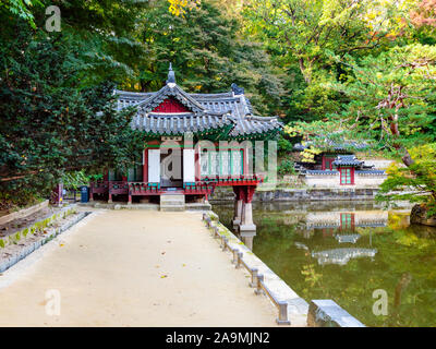 SEOUL, SOUTH KOREA - OCTOBER 31, 2019: Buyongjeong Pavilion and Buyeongji pond in Huwon Secret Rear Garden of Changdeokgung Palace Complex in Seoul ci Stock Photo