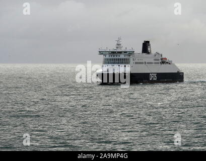 AJAXNETPHOTO. 23RD SEPTEMBER, 2019. CHANNEL, ENGLAND.- CROSS CHANNEL CAR AND PASSENGER FERRY DFDS DELFT SEAWAYS HEADING FOR DUNKERQUE.PHOTO:JONATHAN EASTLAND/AJAX REF:GX8 192609 20518 Stock Photo
