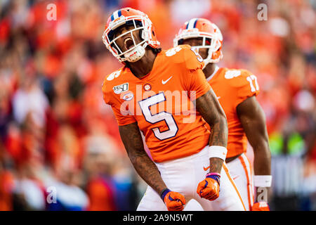 Clemson Tigers wide receiver Tee Higgins (5) after scoring a