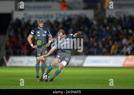 Swansea, UK. 16th Nov, 2019. Luke Price of the Ospreys kicks a penalty. Heineken champions cup match, pool 4, Ospreys v Munster rugby at the Liberty Stadium in Swansea, South Wales on Saturday 16th November 2019. pic by Andrew Orchard/ Credit: Andrew Orchard sports photography/Alamy Live News Stock Photo