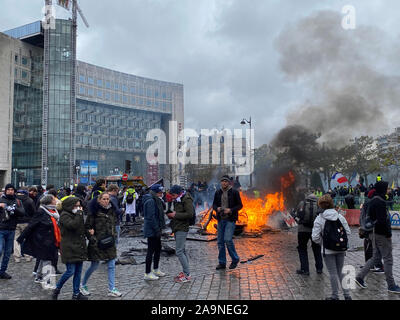 Paris, France. 16th Nov, 2019. Yellow Vest demonstrators gather at Place d'Italie in the 13th arrondissement, Paris, France, Nov. 16, 2019. Violence erupted Saturday in Paris where Yellow Vests movement staged a fresh action to mark its first anniversary amid continued social unrest over President Emmanuel Macron's economic reforms. Credit: Kong Fan/Xinhua/Alamy Live News Stock Photo