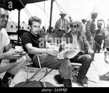 JAMES DEAN in GIANT (1956), directed by GEORGE STEVENS. Credit: WARNER BROTHERS / Album Stock Photo