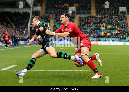 Northampton, UK. 17th Nov, 2019. Lyon LOU Rugby Loann Goujon tackles Northampton Saints Rory Hutchinson during the Heineken European Champions Cup match between Northampton Saints and Lyon Olympique Universitaire at Franklin's Gardens, Northampton on Sunday 17th November 2019. (Credit: Leila Coker | MI News) Credit: MI News & Sport /Alamy Live News Stock Photo