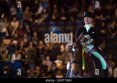 Stuttgart, Germany. 17th Nov, 2019. 35th Stuttgart German Masters, Equestrian Sport, Dressage, Master: Germany's Isabell Werth rides her horse Emilio. Credit: Sebastian Gollnow/dpa/Alamy Live News Stock Photo