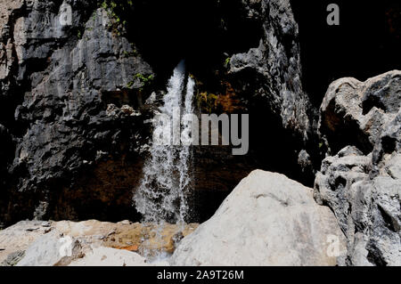 Spouting Rock, a much larger waterfall than those of its more famous neighbour Hanging Lake. Spouting Rock is a short detour from Hanging Lake. Stock Photo