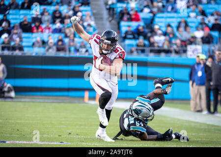 Carolina Panthers linebacker Shaq Thompson (7) on defense during an NFL  football game against the Washington Football Team, Sunday, Nov. 21, 2021,  in Charlotte, N.C. (AP Photo/Brian Westerholt Stock Photo - Alamy