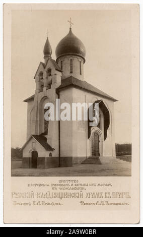Dormition Church at Olšany Cemetery in Prague, Czechoslovakia, pictured by Russian photographer Alexander Gubchevsky (Alexander Gubčevský) in 1925 and published in the Czechoslovak vintage postcard issued probably also in 1925. The Dormition Church designed by Russian architect Vladimir Brandt was built by Russian emigrants in Czechoslovakia from 1924 to 1925 at Olšany Cemetery in Prague as the first Russian church founded abroad after the Bolshevik revolution. Courtesy of the Azoor Postcard Collection. Stock Photo
