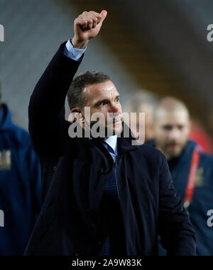 Belgrade. 17th Nov, 2019. Ukraine's head coach Andriy Shevchenko gestures during the group B match between Serbia and Ukraine at the UEFA Euro 2020 qualifier in Belgrade, Serbia on Nov. 17, 2019. Credit: Predrag Milosavljevic/Xinhua/Alamy Live News Stock Photo