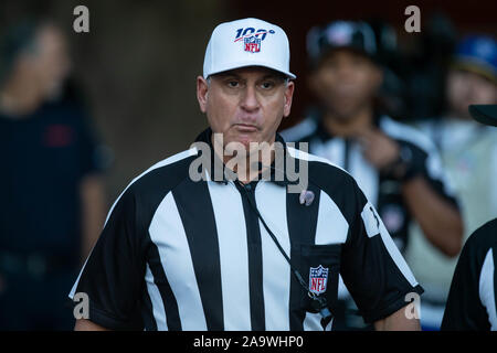 Los Angeles, CA. 17th Nov, 2019. Official Referee John Hussey (35) before the NFL game between Chicago Bears vs Los Angeles Rams at the Los Angeles Memorial Coliseum in Los Angeles, Ca on November, 2019. Jevone Moore. Credit: csm/Alamy Live News Stock Photo