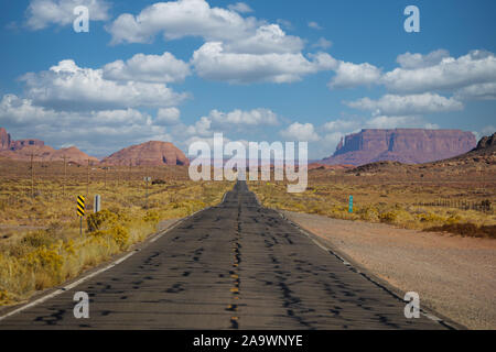 Road leading to Monument Valley, AZ Stock Photo
