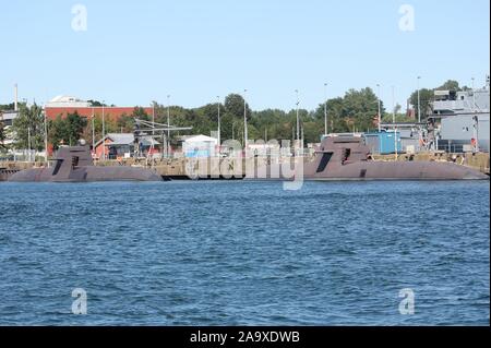 german-submarines-u36-and-u31-moored-at-eckernfrde-naval-base-germany-2a9xdwb.jpg