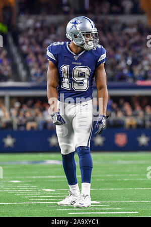 Dallas Cowboys wide receiver Amari Cooper (19) crosses the goal line to ...