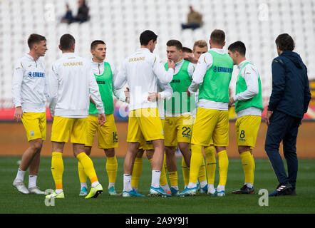 Belgrade, Serbia. 17th Nov, 2019. The players of Ukraine warm up. Credit: Nikola Krstic/Alamy Live News Stock Photo