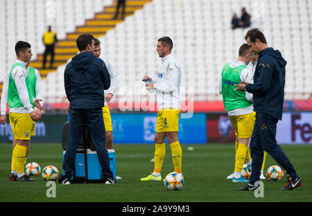 Belgrade, Serbia. 17th Nov, 2019. The players of Ukraine warm up. Credit: Nikola Krstic/Alamy Live News Stock Photo