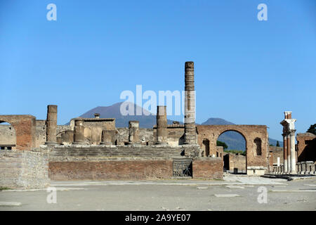 The Tempio di Giove, Pompeii ,Italy no people and clear blue sky Stock Photo