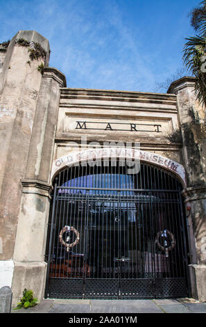 Historic Old Slave Mart Museum, Charleston, South Carolina, SC, USA, US slavery city market historical images, American slave market Stock Photo