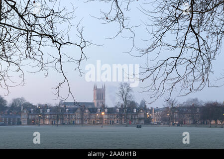 View across Jesus Green towards St John's Chapel, Cambridge University, Cambridge, UK Stock Photo