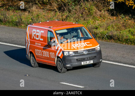 2018 orange RAC VW Volkswagen Transporter T32 Stln TDI B; UK Vehicular traffic, transport, modern, saloon cars, south-bound on the 3 lane M6 motorway highway. UK Stock Photo