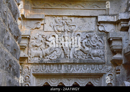 Carved sculpture on the wall of Kopeshwar Temple, Khidrapur, Maharashtra, India Stock Photo