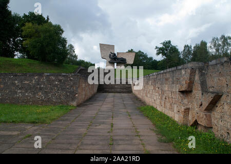 Valmiera Latvia, Memorial to the Tombs of the Brethren Soldiers of World War II, in the Brethren Cemetery which opened 1985 to re-inter Soviet soldier Stock Photo