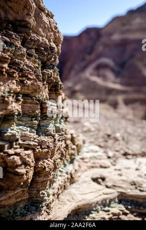 Detail of the geological layers of La Yesera at the Quebrada de las Conchas, Cafayate, Argentina Stock Photo