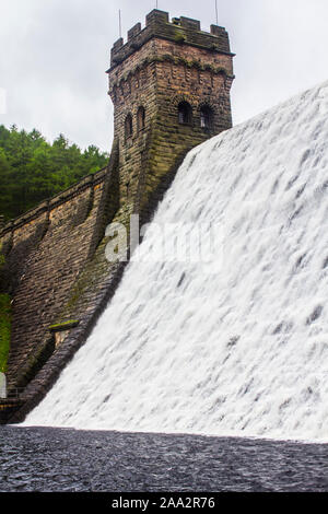 Overflow water next to the Tower on Derwent Dam Stock Photo