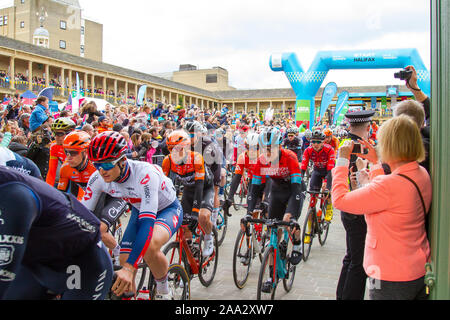 Halifax Stage start - Tour de Yorkshire 2019 Stock Photo