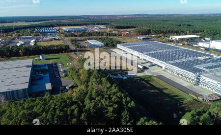 Freienbrink, Germany. 19th Nov, 2019. The freight traffic centre (GVZ) Freienbrink in the community Grünheide east of Berlin. Tesla is planning to build a Gigafactory in a huge forest area on the edge of the GVZ. Credit: Patrick Pleul/dpa-Zentralbild/ZB/dpa/Alamy Live News Stock Photo