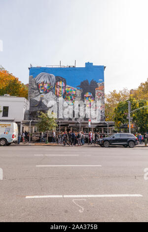 Kobra’s Mount Rushmore mural, The Empire Diner, 10th Avenue, Chelsea, New York City, New York, United States of America. Stock Photo