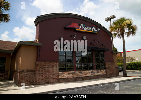 pizza hut restaurant in kissimmee florida usa Stock Photo