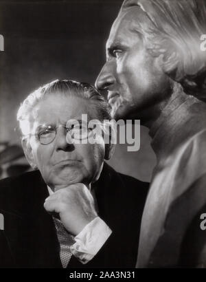 Walter Janssen, deutscher Schauspieler und Regisseur im Fernsehfilm 'Das Cello', Deutschland 1966. German actor and director Walter Janssen in the TV movie 'Das Cello', Germany 1966. Stock Photo