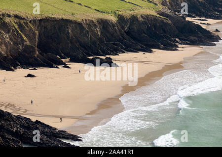 Coumeenoole Beach on the Dingle Peninsula, County Kerry, Republic of Ireland Stock Photo